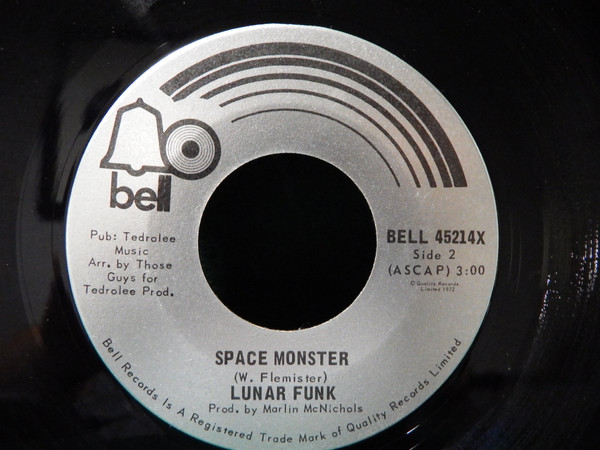 descargar álbum Lunar Funk - Slip The Drummer One Space Monster