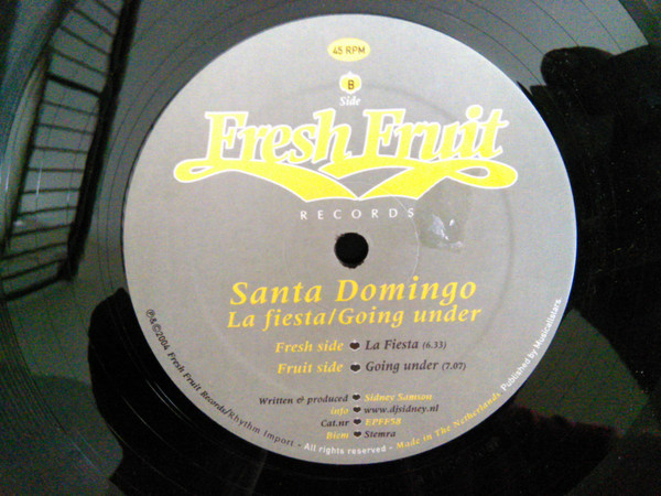 ladda ner album Santa Domingo - La Fiesta Going Under