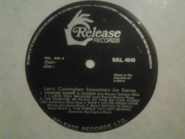 Album herunterladen Larry Cunningham - Remembers Jim Reeves