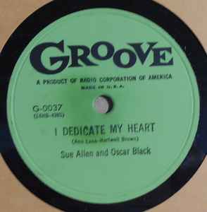 Sue Allen (2) - I Dedicate My Heart / Don't Leave Me To Cry album cover