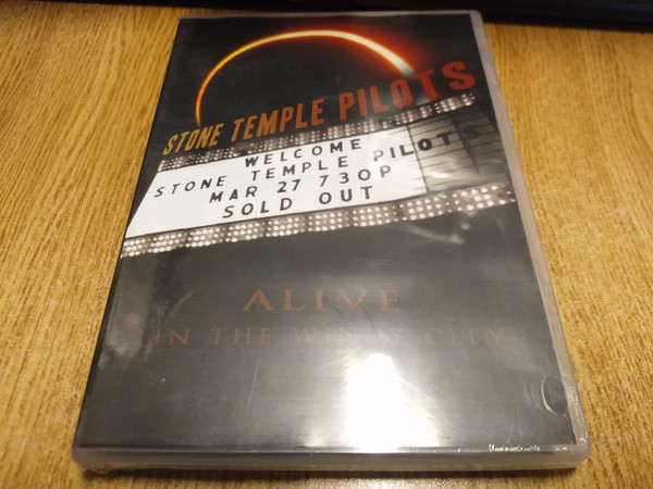 Stone Temple Pilots - Alive In The Windy City | Releases | Discogs