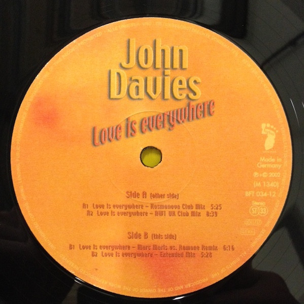 descargar álbum John Davies - Love Is Everywhere