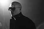 Album herunterladen Pitbull Feat Makassy & Osmani Garcia - El Taxi