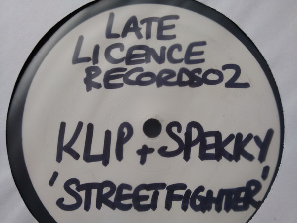 ladda ner album Klip & Spekky - Street Fight Um Bongo