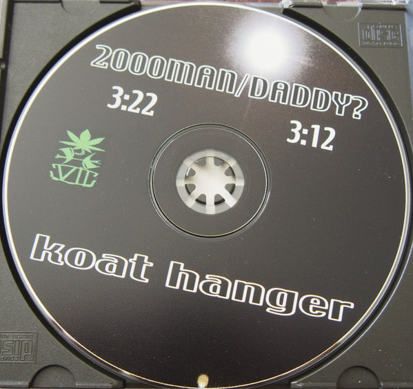 Album herunterladen Koat Hanger - 2000ManDaddy