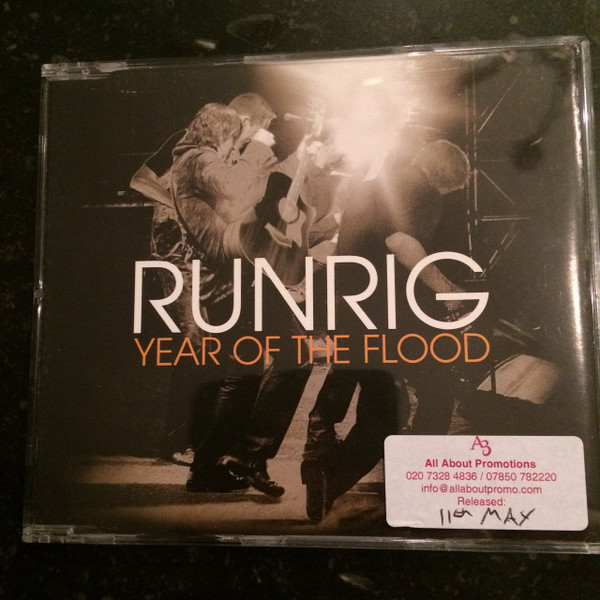 ladda ner album Runrig - Year Of The Flood