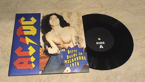 descargar álbum ACDC - Dirty Deeds In Melbourne 1976