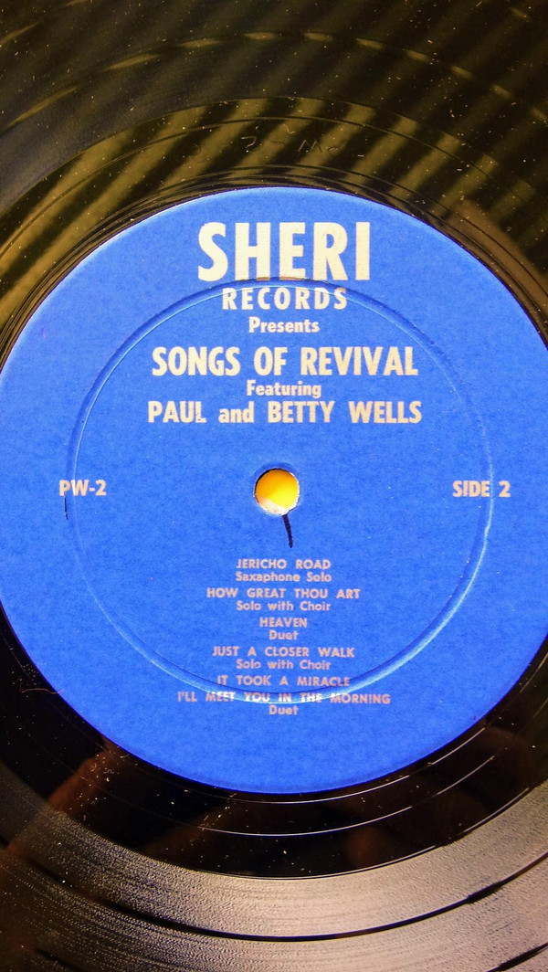 lataa albumi Paul & Betty Wells - Songs Of Revival