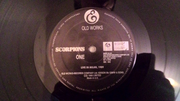 lataa albumi Scorpions - Behind Enemy Lines