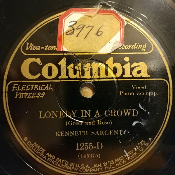 lataa albumi Kenneth Sargent - Lonely In A Crowd Four Walls