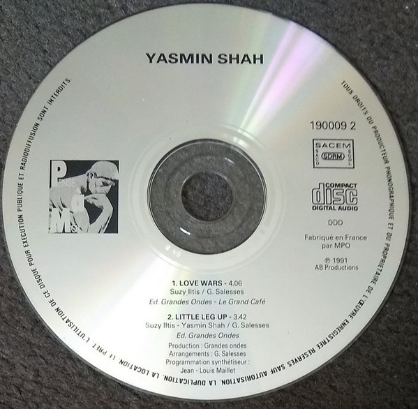 last ned album Yasmin Shah - Love Wars
