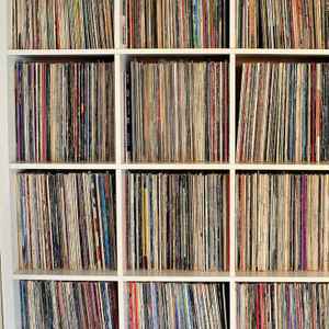 STR-INTL at Discogs