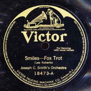 Joseph C. Smith's Orchestra - Smiles / Rose Room