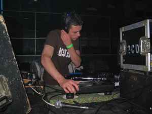 DJ Niel