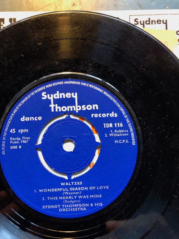 last ned album Sydney Thompson And His Orchestra - Waltzes Quicksteps