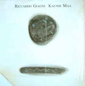 Riccardo Giagni - Kaunis Maa album cover