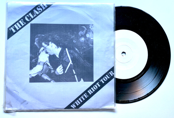 Album herunterladen The Clash - White Riot Tour