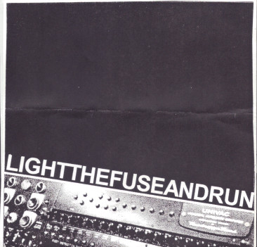 télécharger l'album Light The Fuse And Run - For Summer Tour 2001