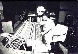 Danny McKeown (2) on Discogs