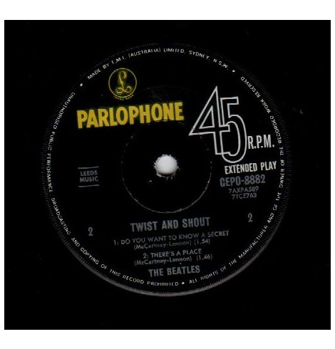 The Beatles – Twist And Shout (1963, First Issue, Dot Catalogue