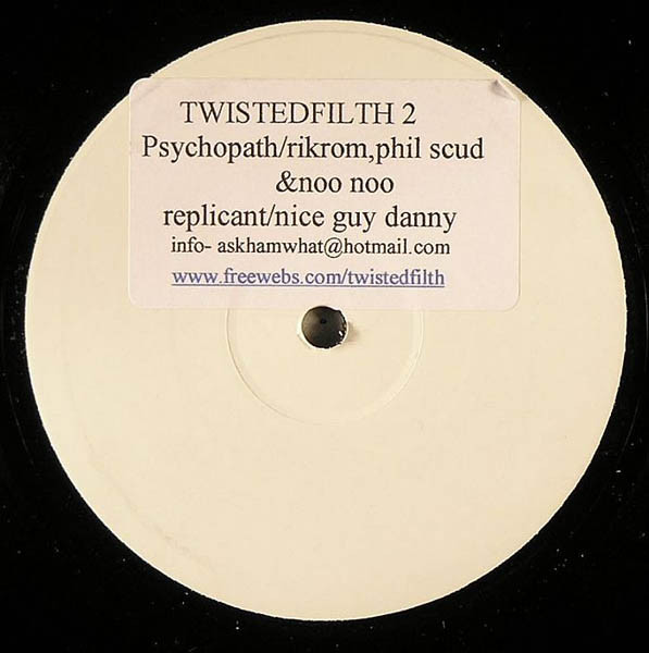 descargar álbum Rikrom & Phil Scud vs NooNoo Nice Guy Danny - Psychopath Replicant