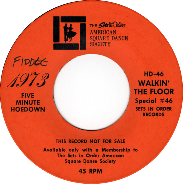 ladda ner album Five Minute Hoedown - Mamas Little Boy Walkin The Floor