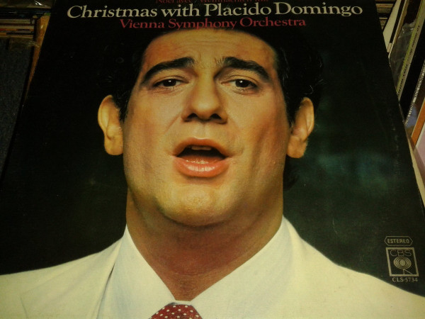 Placido Domingo : Vienna Symphony Orchestra - Christmas With