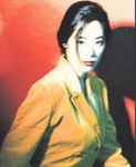 ladda ner album Shirley Kwan - 夜迷宮 Lost In The Night