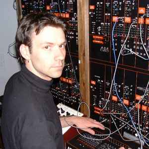 Jeffrey Koepper on Discogs