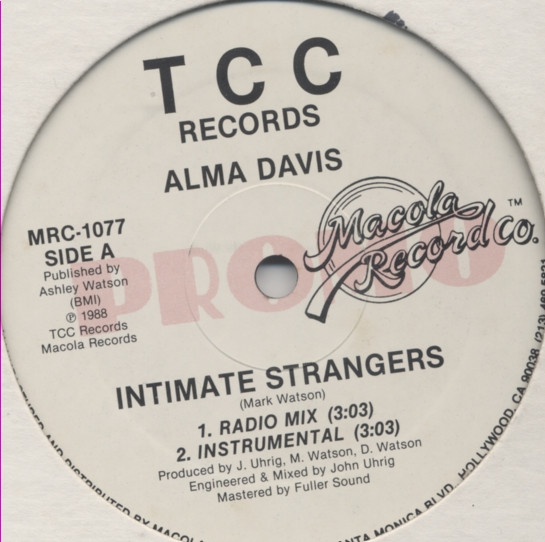 télécharger l'album Alma Davis - Intimate Strangers