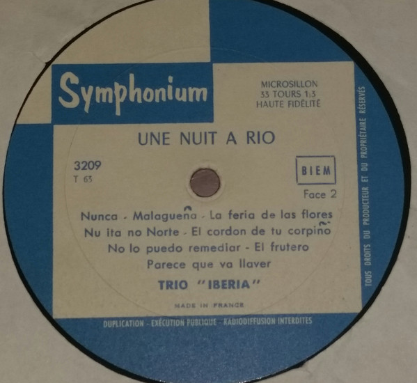 Album herunterladen Trio Iberia - Une Nuit A Rio