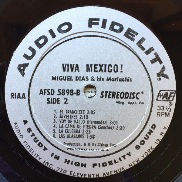 baixar álbum Miguel Dias And His Mariachis - Viva Mexico Rancheros De Mexico Vol2