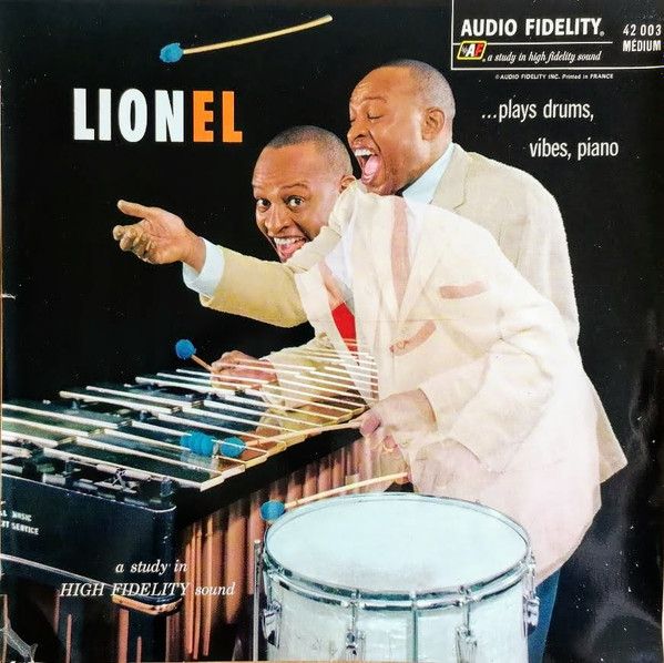 lataa albumi Lionel Hampton Et Son Orchestre - Lionel Plays Drums Vibes Piano