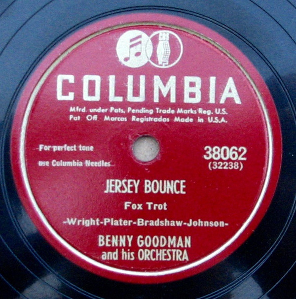 télécharger l'album Benny Goodman And His Orch - Jersey Bounce A String Of Pearls