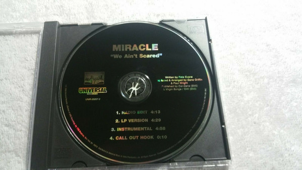 Album herunterladen Miracle - We Aint Scared