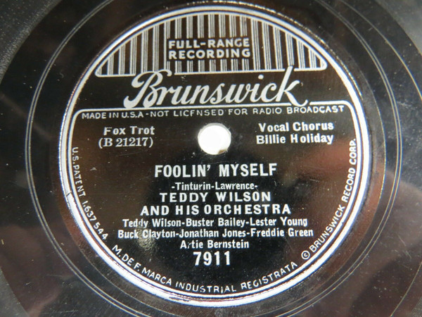 Teddy Wilson And His Orchestra – Foolin' Myself / Easy Living (1937 