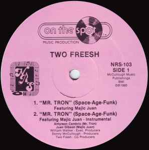 Two Freesh - Mr. Tron (Space-Age-Funk) album cover
