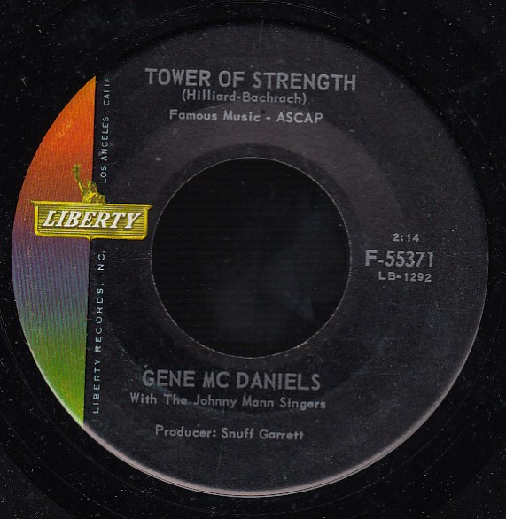 Gene Mc Daniels With The Johnny Mann Singers – Tower Of Strength