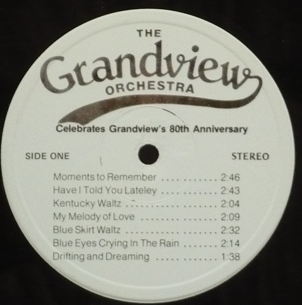 télécharger l'album The Grandview Orchestra - Moments To Remember