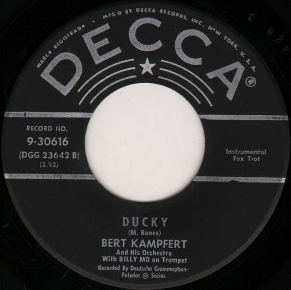 télécharger l'album Bert Kaempfert And His Orchestra - Midnight Blues Ducky