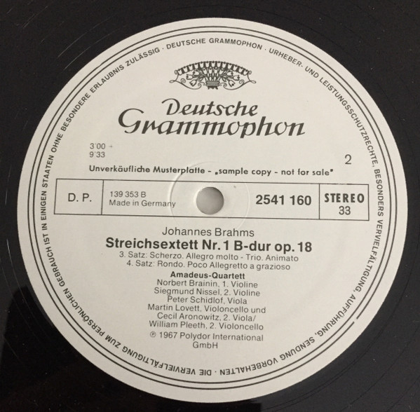 last ned album Johannes Brahms AmadeusQuartett Cecil Aronowitz William Pleeth - Streichsextett Nr 1 B dur Op 18 Promo