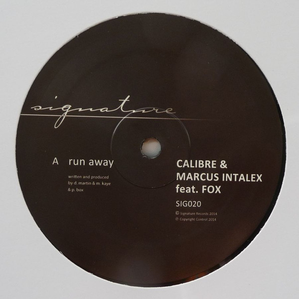 télécharger l'album Calibre & Marcus Intalex feat Fox - Run Away Somethin Heavy
