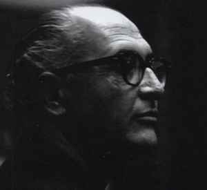 Restos Mortais - Jorge de Sena (1919-1978) Ny5qcGVn