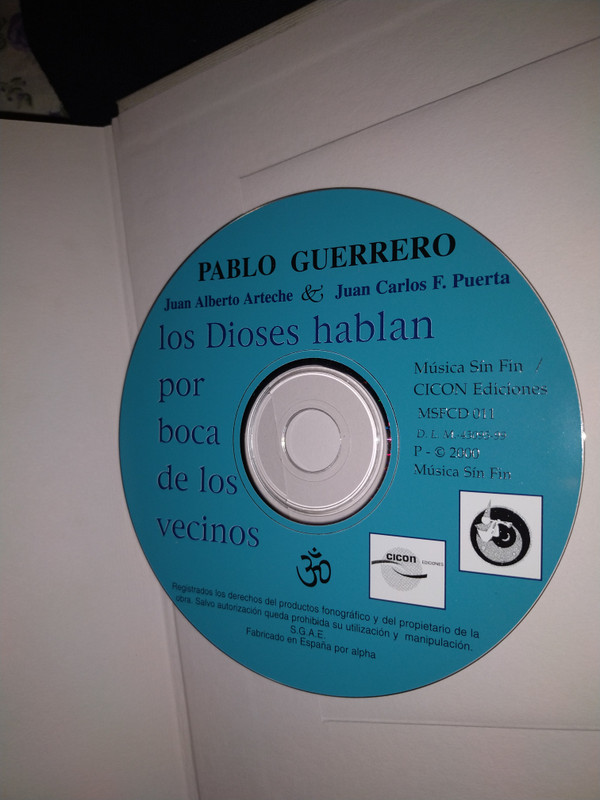 last ned album Download Pablo Guerrero, Juan Alberto Arteche, Juan Carlos Fernández Puerta - Los Dioses Hablan Por Boca de Los Vecinos album