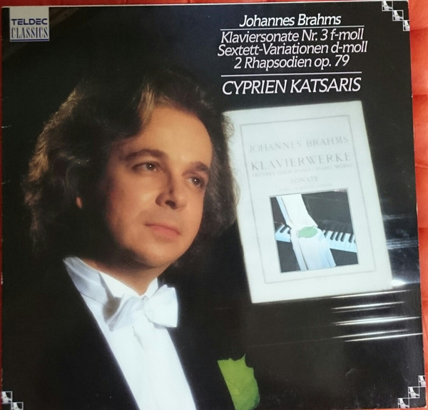 last ned album Johannes Brahms Cyprien Katsaris - Klaviersonate Nr 3 F moll Sextett Variationen D moll 2 Rhapsodien Op 79