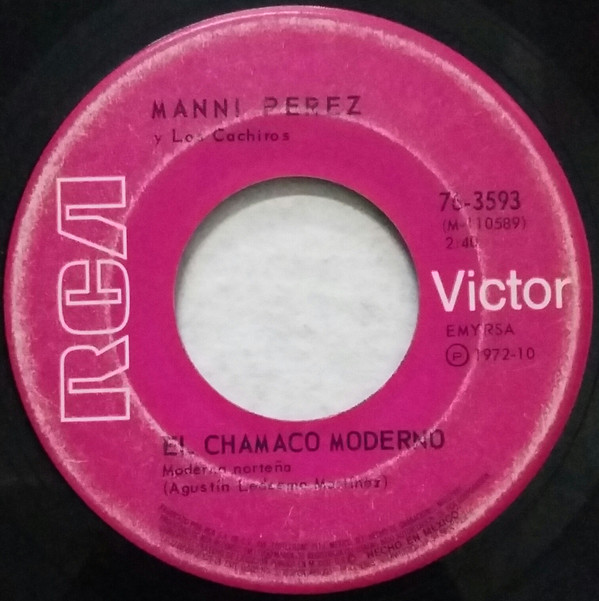 ladda ner album Manny Perez Y Los Cachiros - El Milagro El Chamaco Moderno