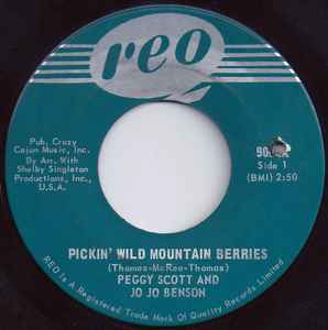 Peggy Scott & Jo Jo Benson - Pickin' Wild Mountain Berries / Pure Love And Pleasure album cover