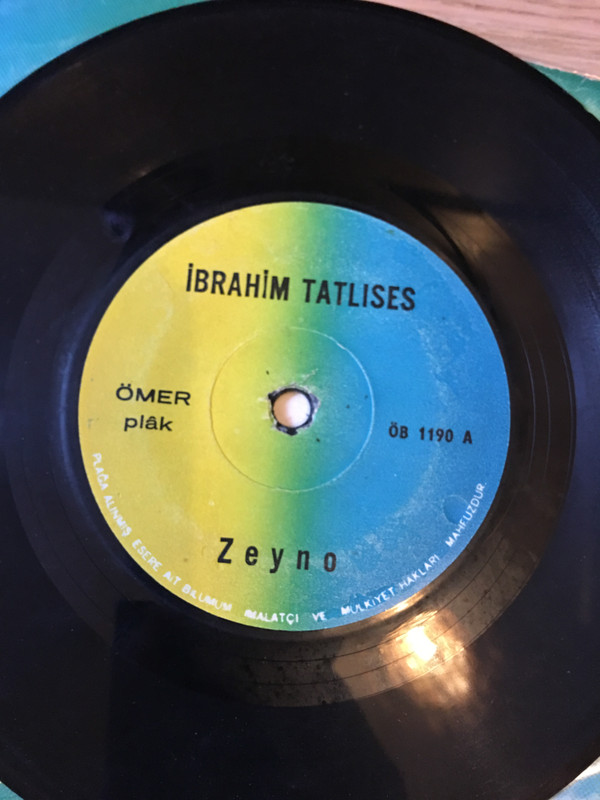 baixar álbum İbrahim Tatlıses - Zeyno Seven Bahtiyar Olmaz