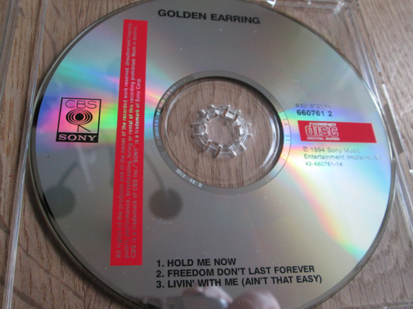 descargar álbum Golden Earring - Hold Me Now