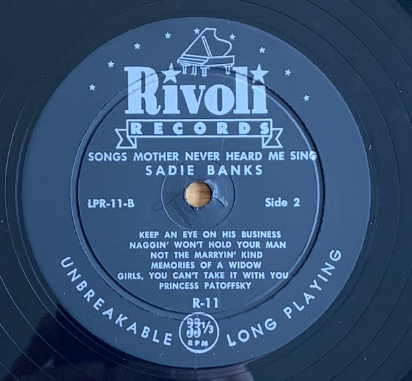 baixar álbum Sadie Banks - Songs My Mother Never Heard Me Sing